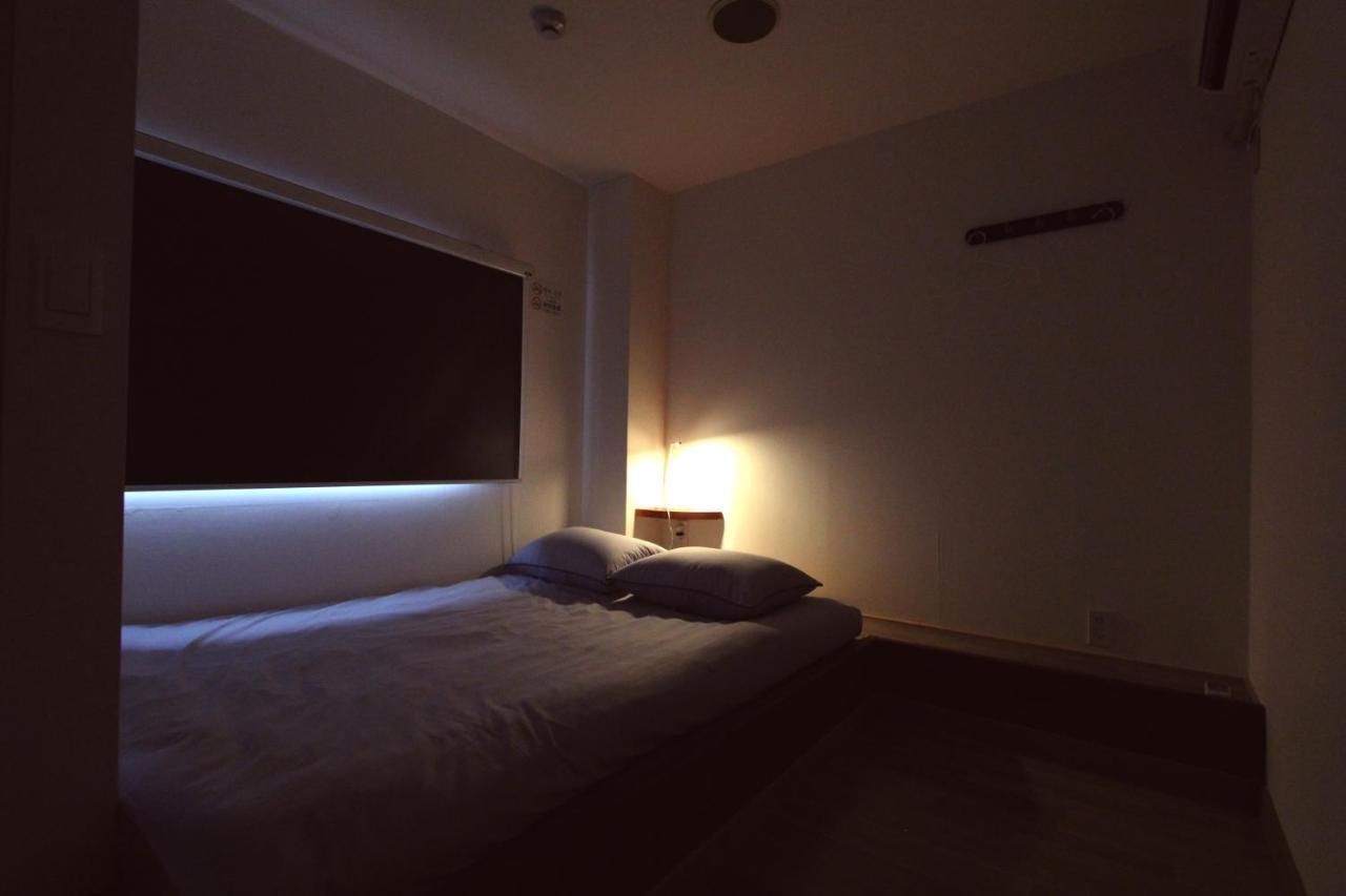I Osaka House Hotel Buitenkant foto